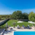 Histria 1 By Interhome * Cabrunici