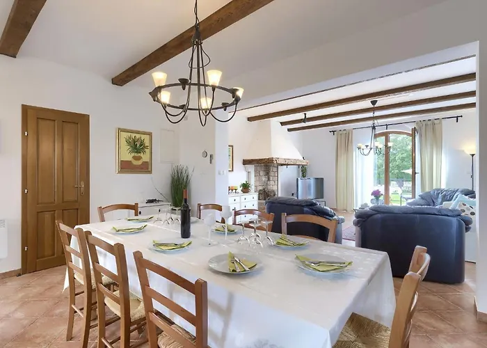 Villa Histria 1 By Interhome