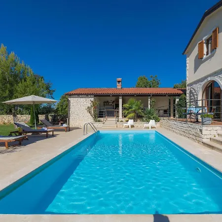 Histria 1 By Interhome Vila *