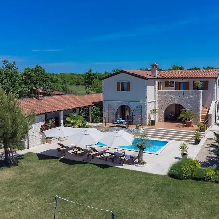 Villa Histria 1 By Interhome